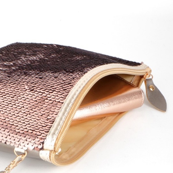 REBA MUST HAVE Clutch - 2 COLORS - Picture 5 of 8